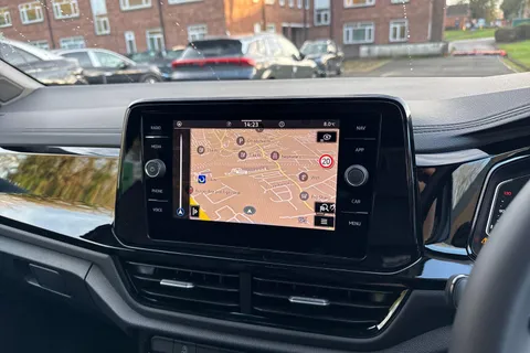 Volkswagen T-Roc 2.0 TDI 150 EVO Style 5dr DSG Thumbnail #11