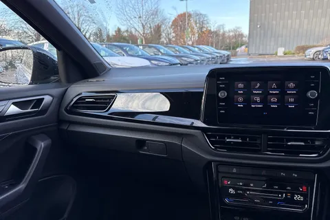 Volkswagen T-Roc 2.0 TDI 150 EVO Style 5dr DSG Thumbnail #14