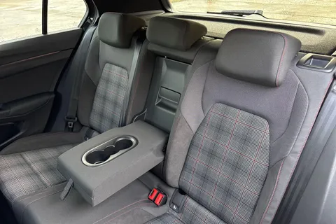 Volkswagen Golf 2.0 TSI GTI DSG Euro 6 (s/s) 5dr Thumbnail #14