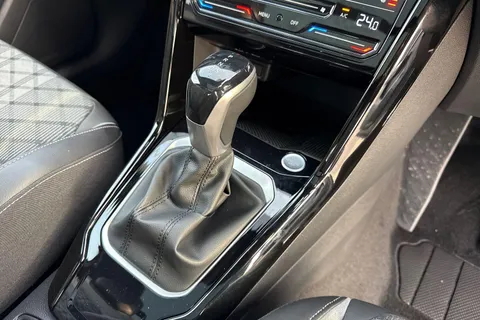 Volkswagen T-Roc 1.5 TSI Black Edition 5dr DSG Thumbnail #19