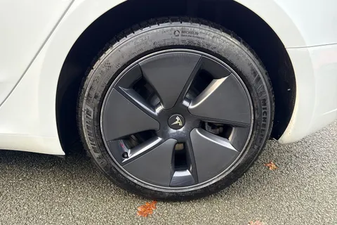 MM72JXU Tesla Model 3 RWD 4dr Auto Thumbnail #22