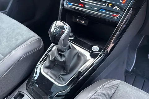 Volkswagen T-Roc 2.0 TDI 150 EVO Style 5dr DSG Thumbnail #19