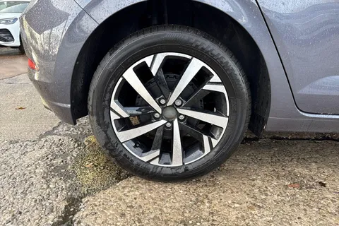  Volkswagen Polo 1.0 TSI Match DSG Euro 6 (s/s) 5dr Thumbnail #22
