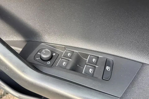  Volkswagen Polo 2.0 TSI GTI DSG Euro 6 (s/s) 5dr Thumbnail #18