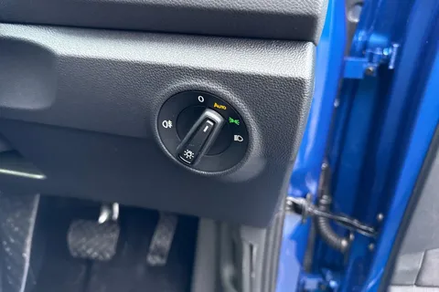 Volkswagen T-Roc 1.5 TSI Life 5dr DSG Thumbnail #29