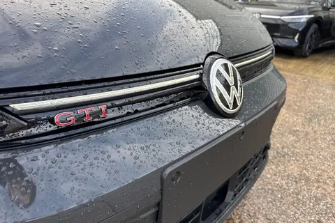 Volkswagen Golf 2.0 TSI GTI DSG Euro 6 (s/s) 5dr Thumbnail #25