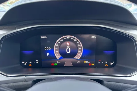 Volkswagen T-Roc 1.5 TSI Life 5dr DSG Thumbnail #32