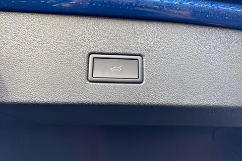 Volkswagen T-Roc 2.0 TDI 150 EVO Style 5dr DSG Thumbnail #29