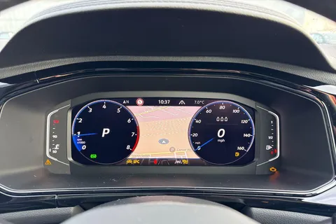 Volkswagen T-Roc 1.5 TSI Black Edition 5dr DSG Thumbnail #35