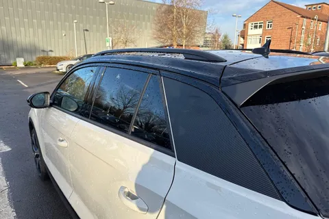 Volkswagen T-Roc 1.0 TSI Style 5dr Thumbnail #28