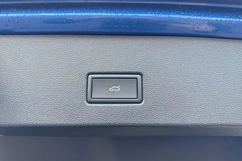 Volkswagen T-Roc 2.0 TDI 150 EVO Style 5dr DSG Thumbnail #29