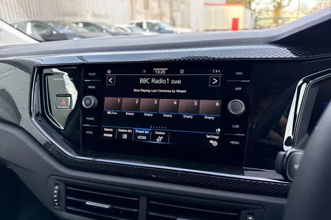  Volkswagen Polo 1.0 TSI Match DSG Euro 6 (s/s) 5dr Thumbnail #35