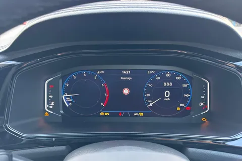 Volkswagen T-Roc 2.0 TDI 150 EVO Style 5dr DSG Thumbnail #33