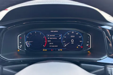 Volkswagen T-Roc 2.0 TDI 150 EVO Style 5dr DSG Thumbnail #34