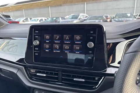 Volkswagen T-Roc 1.5 TSI Black Edition 5dr DSG Thumbnail #42