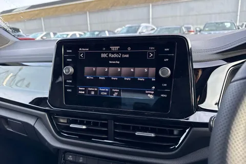 Volkswagen T-Roc 1.5 TSI Black Edition 5dr DSG Thumbnail #43