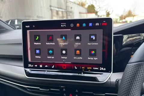 Volkswagen Golf 2.0 TSI GTI DSG Euro 6 (s/s) 5dr Thumbnail #39