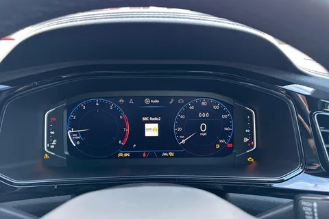 Volkswagen T-Roc 2.0 TDI 150 EVO Style 5dr DSG Thumbnail #38