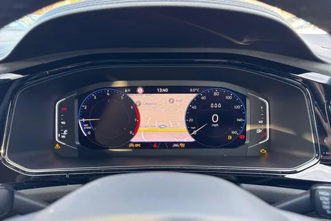 Volkswagen T-Roc 1.0 TSI Style 5dr Thumbnail #36