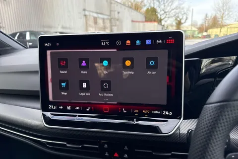 Volkswagen Golf 2.0 TSI GTI DSG Euro 6 (s/s) 5dr Thumbnail #40