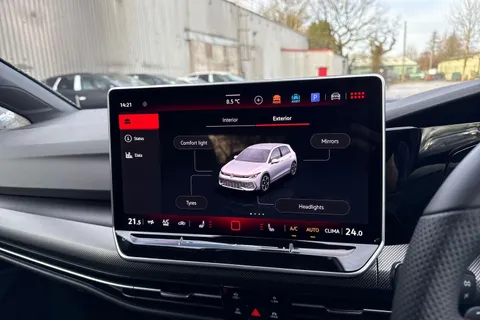 Volkswagen Golf 2.0 TSI GTI DSG Euro 6 (s/s) 5dr Thumbnail #43