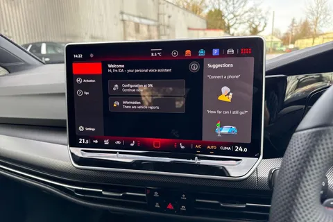 Volkswagen Golf 2.0 TSI GTI DSG Euro 6 (s/s) 5dr Thumbnail #51