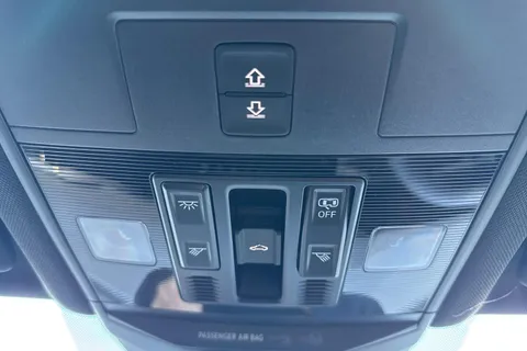 Volkswagen T-Roc 2.0 TDI 150 EVO Style 5dr DSG Thumbnail #56