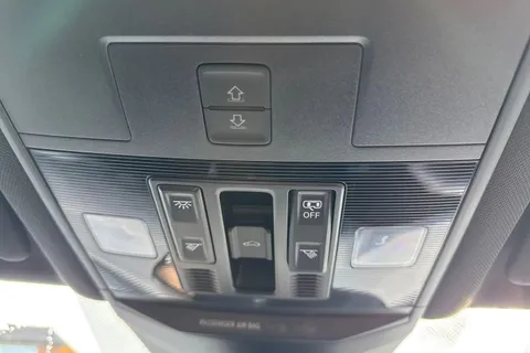 Volkswagen T-Roc 2.0 TDI 150 EVO Style 5dr DSG Thumbnail #53