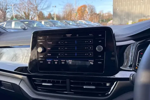 Volkswagen T-Roc 1.0 TSI Style 5dr Thumbnail #51