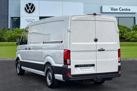 BK75YTF Volkswagen Crafter Cr35 Commerce + T 2.0 TDI 163PS HDE Commerce Plus Low Roof Van Auto + Tow Pack Thumbnail #3