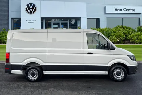 BK75YTF Volkswagen Crafter Cr35 Commerce + T 2.0 TDI 163PS HDE Commerce Plus Low Roof Van Auto + Tow Pack Thumbnail #4