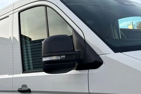 BK75YTF Volkswagen Crafter Cr35 Commerce + T 2.0 TDI 163PS HDE Commerce Plus Low Roof Van Auto + Tow Pack Thumbnail #27