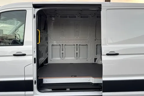BK75YTF Volkswagen Crafter Cr35 Commerce + T 2.0 TDI 163PS HDE Commerce Plus Low Roof Van Auto + Tow Pack Thumbnail #50