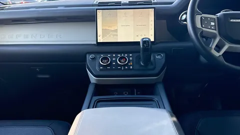 KR23EXA Land Rover Defender 2.0 P400e X-Dynamic HSE 110 5dr Auto Thumbnail #16