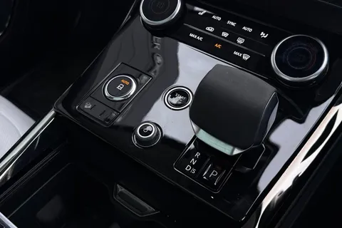 DL23VUK Land Rover Range Rover Sport 3.0 D350 Autobiography 5dr Auto Thumbnail #14