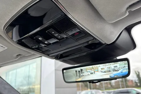 DL23VUK Land Rover Range Rover Sport 3.0 D350 Autobiography 5dr Auto Thumbnail #24