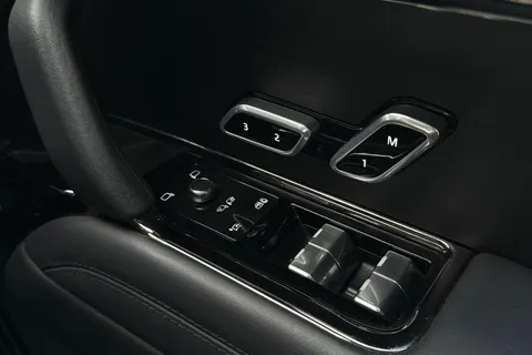 DL23VUK Land Rover Range Rover Sport 3.0 D350 Autobiography 5dr Auto Thumbnail #26