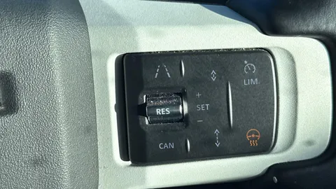 KR23EXA Land Rover Defender 2.0 P400e X-Dynamic HSE 110 5dr Auto Thumbnail #30