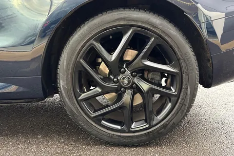 DL23VUK Land Rover Range Rover Sport 3.0 D350 Autobiography 5dr Auto Thumbnail #34