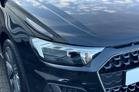 KR25SVP Audi A1 S line 30 TFSI 116 PS S tronic Thumbnail #7