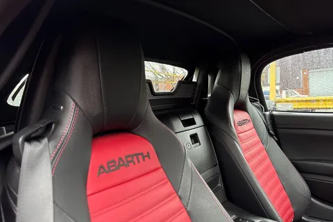 CK18YFD Abarth 124 Spider 1.4 T MultiAir 2dr Thumbnail #20