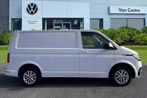 DE74VPL Volkswagen Transporter 2.0 TDI 110 Highline Van Thumbnail #4
