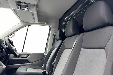 DF75TYY Volkswagen Crafter (Nf) CR35 Panel van Commerce Plus LWB 177 PS 2.0 TDI Auto 8sp-MY25/LED's/Camera Thumbnail #10