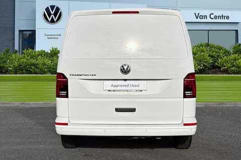 DE74VPL Volkswagen Transporter 2.0 TDI 110 Highline Van Thumbnail #7