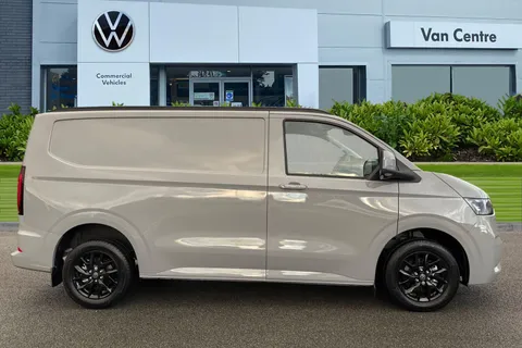 DC75BSO Volkswagen Transporter T28 Panel Van Commerce Pro SWB 150 PS 2.0 TDI 8sp Automatic Thumbnail #3