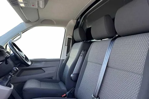 DE74VPL Volkswagen Transporter 2.0 TDI 110 Highline Van Thumbnail #10