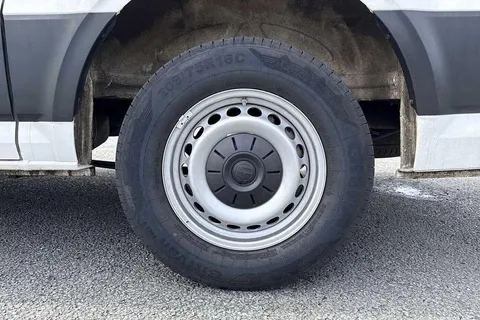 DA75PNX Volkswagen Crafter CR35 Commerce Plus MWB 140 PS FWD - 25 Model Year Thumbnail #22