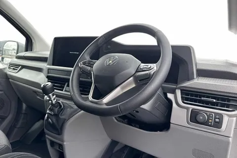 DC75CZG Volkswagen Transporter T28 Panel Van Commerce Plus SWB 110 PS 2.0 TDI 6sp Manual -  New Shape Thumbnail #6