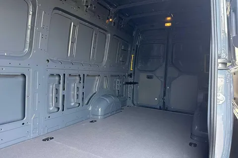 DC75AOG Volkswagen Crafter CR35 Panel van Commerce Plus LWB 177 PS 2.0 TDI 8sp Auto - MY25/LED's Thumbnail #13