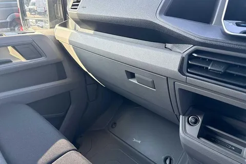 DC75AOG Volkswagen Crafter CR35 Panel van Commerce Plus LWB 177 PS 2.0 TDI 8sp Auto - MY25/LED's Thumbnail #14